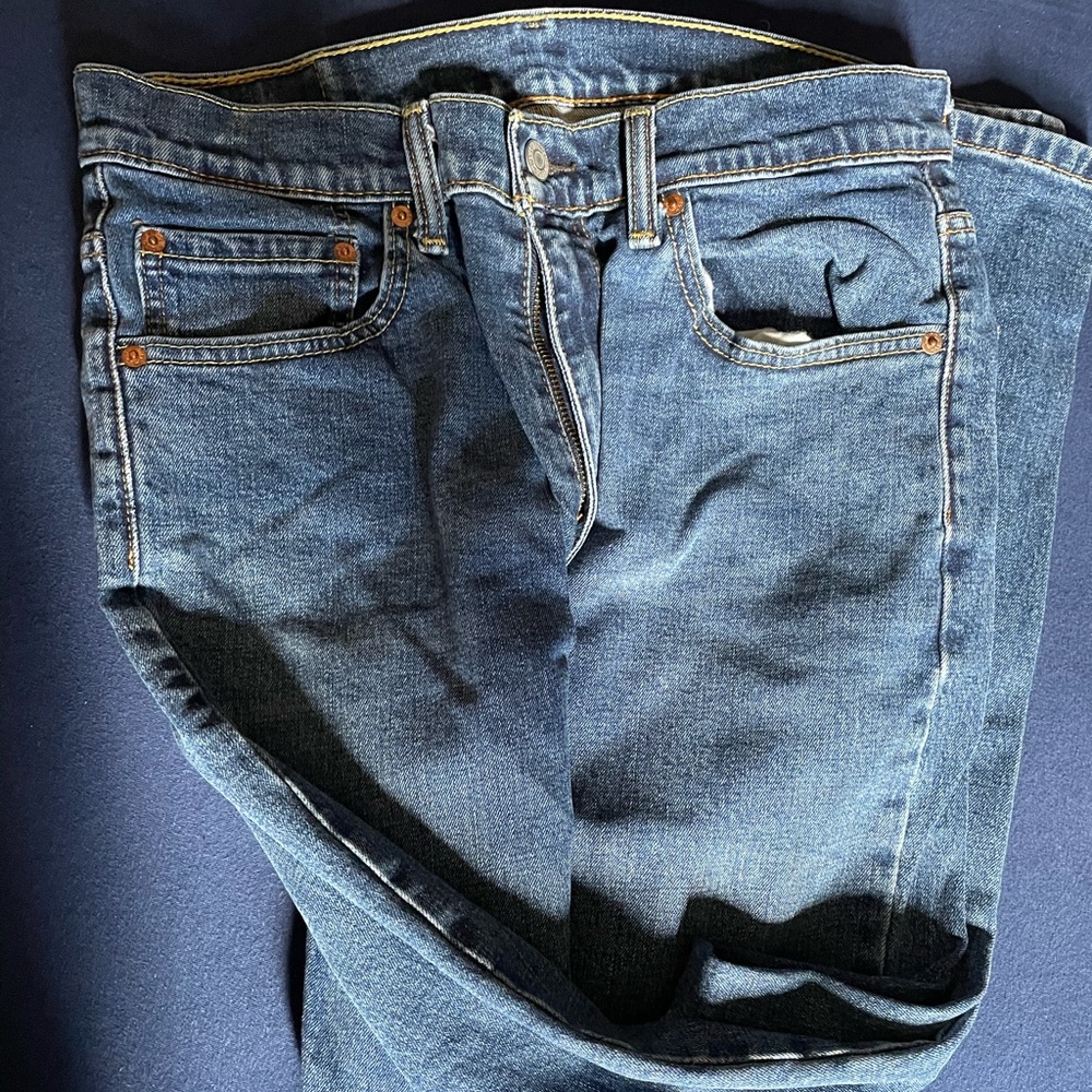Calça jeans (Abercrombie & Fit, Fossil) Levi’s (Sold)
